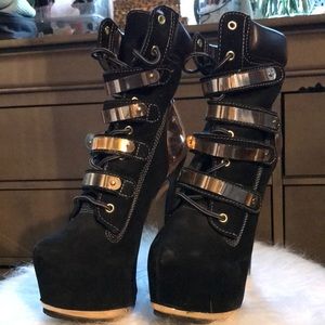 zigi girl black boots with gold hard wear
